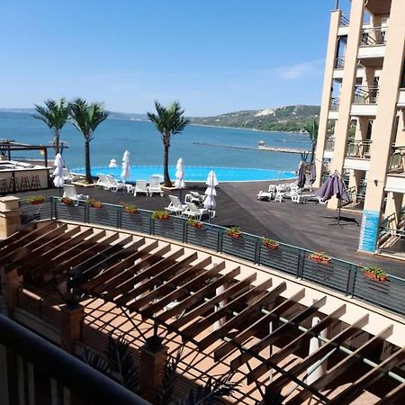 Port Balchik Apartment Exterior foto